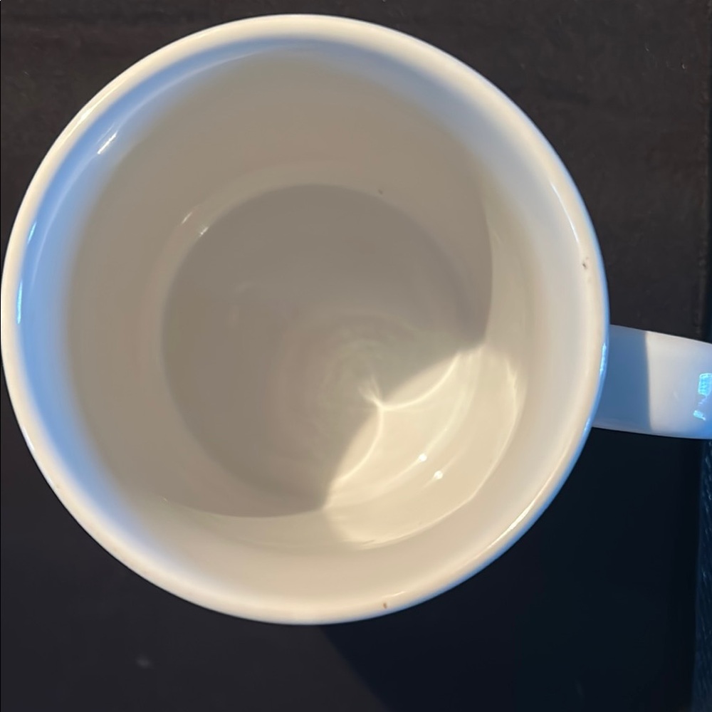 Charming White Mug with 3 Cats Designs - Picture 3 of 4